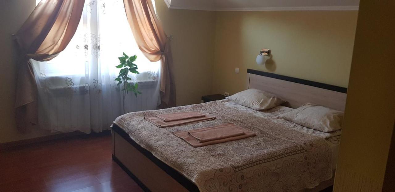 Villa Vera Berehove  Rom bilde